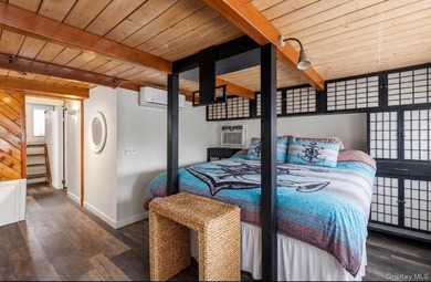 Start living your waterfront lifestyle today! This floating - photo 33
