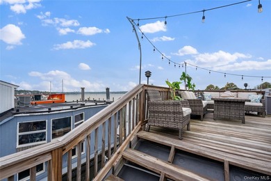 Start living your waterfront lifestyle today! This floating - photo 37