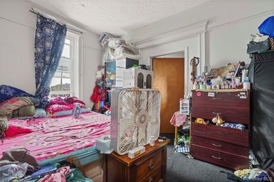 Property DescriptionPrime Mixed-Use Investment Opportunity in - photo 5