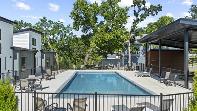 This lakeview home is just a short easy walk to the community's - photo 4