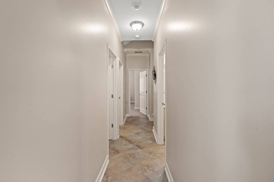 Welcome home to this lovely and spacious 5/bedroom, 3/bath - photo 25