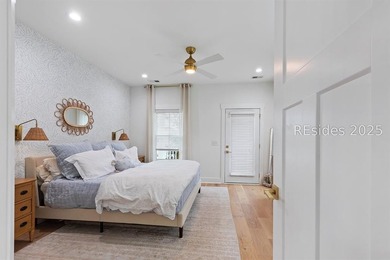 Welcome to this stunning custom-built home in Hampton Lake - photo 29