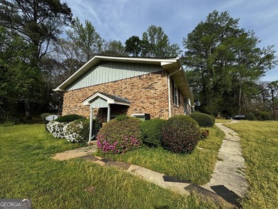 Short sale subject to bank approval.Welcome to 5130 Lost - photo 2
