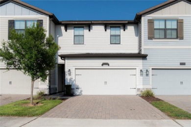 Lake Hart - Orange County Townhome/Townhouse For Sale in Orlando Florida