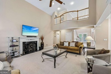 EXQUISITE STUUCO HOME in the prestigious MORNINGVIEW community - photo 12