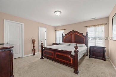 A rare listing in Palmetto Pointe Towns. This home features 4 - photo 13
