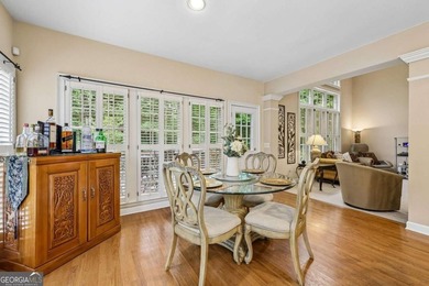 EXQUISITE STUUCO HOME in the prestigious MORNINGVIEW community - photo 17