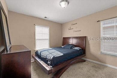 A rare listing in Palmetto Pointe Towns. This home features 4 - photo 20
