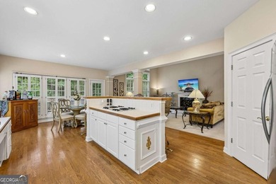 EXQUISITE STUUCO HOME in the prestigious MORNINGVIEW community - photo 22