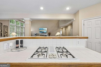 EXQUISITE STUUCO HOME in the prestigious MORNINGVIEW community - photo 23