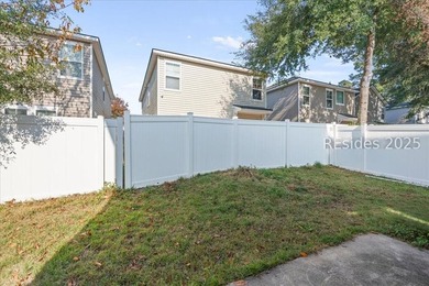 A rare listing in Palmetto Pointe Towns. This home features 4 - photo 25