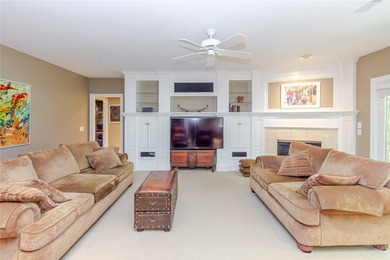 Exceptional Bob Rhoads custom 4-bedroom, 3 bath brick ranch with - photo 34