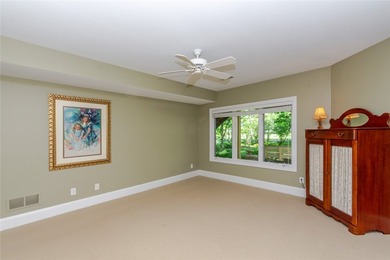 Exceptional Bob Rhoads custom 4-bedroom, 3 bath brick ranch with - photo 36