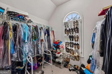 EXQUISITE STUUCO HOME in the prestigious MORNINGVIEW community - photo 45