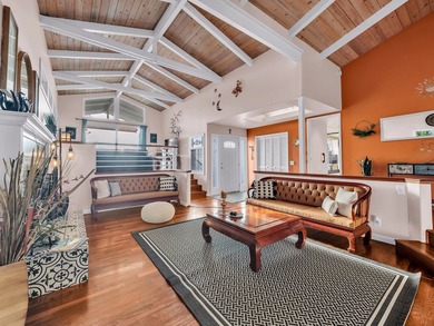 Welcome to Casa Amore, a beautifully custom-built 3-bedroom - photo 3