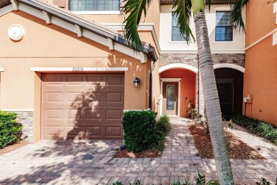 (private lake, pond, creek) Townhome/Townhouse Sale Pending in Venice Florida