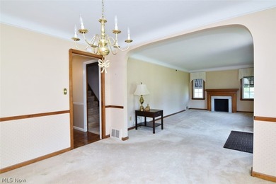 This charming and well maintained brick home has been in the - photo 10