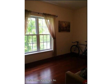 Convenient location. Lovely Condo with a nice layout! Over 1100 - photo 12