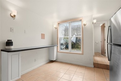 Welcome to 59 S 14th st, perfectly located in the heart of - photo 12