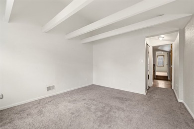 Welcome to 59 S 14th st, perfectly located in the heart of - photo 21