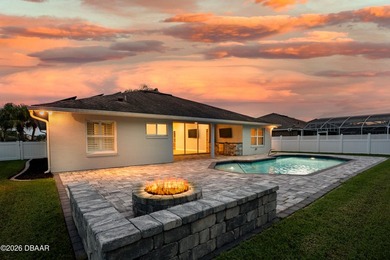 Welcome to this gorgeous 4-bedroom, 2-bath pool home located in - photo 2