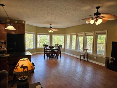 Looking for privacy, a lovely well maintained home & 1 +acre of - photo 7
