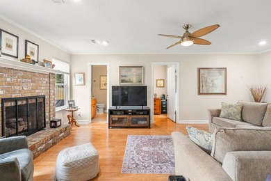 Remarks: Meticulously maintained home with original owners! This - photo 36