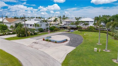 Welcome to A Waterfront Paradise! Discover the ultimate - photo 42