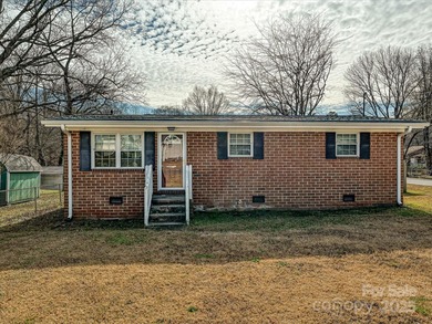 Lake Norman Home For Sale in Huntersville North Carolina