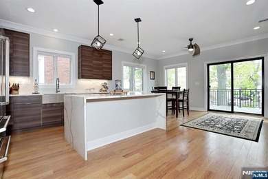 Commuters Dream! You will love this 5-year young half duplex - photo 15