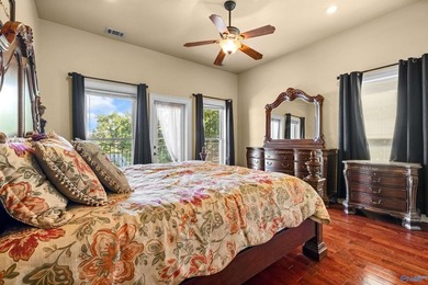 Welcome to exceptional waterfront living! This beautiful home - photo 17