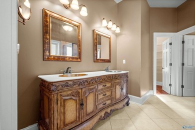 Welcome to exceptional waterfront living! This beautiful home - photo 23