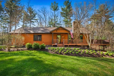 Welcome to the first-ever lake house offered in the exclusive - photo 3