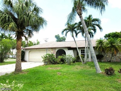 Opportunity awaits in this spacious home situated on a large - photo 1