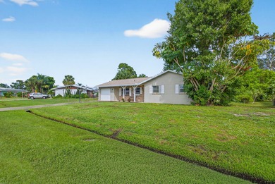 St. Lucie River Home For Sale in Port Saint Lucie Florida