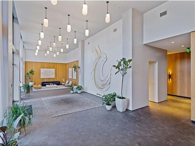 From the ninth floor of The Standard, Residence 9B offers a rare