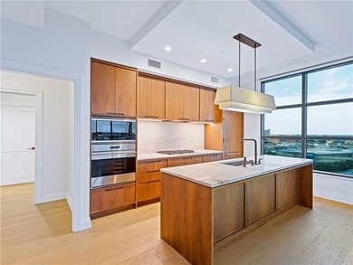 From the ninth floor of The Standard, Residence 9B offers a rare