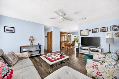 Under contract-accepting backup offers. CHARMING 3 BEDROOM, 2 - photo 5