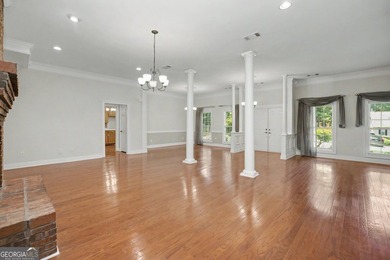 *Almost 4000 sq ft just waiting for a family to fill this space - photo 18