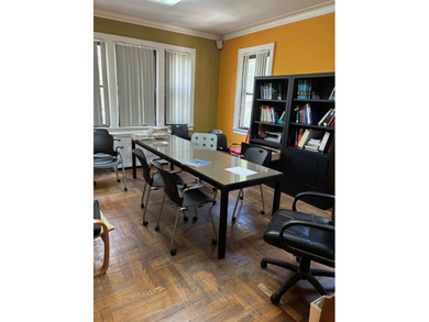 Huge Colonial, first floor is a After School facility, 2nd floor - photo 22