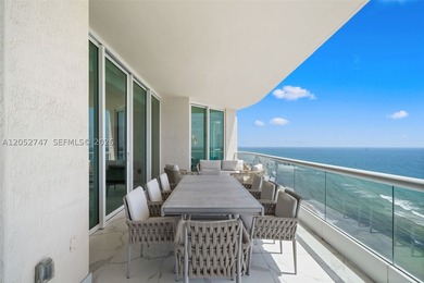 A beautifully renovated residence at the prestigious Turnberry - photo 37