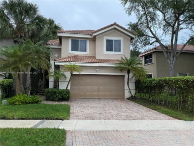 Plantation Lakes Home For Sale in Plantation Florida