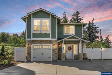 Lake Home For Sale in Sweet Home, Oregon