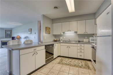 Enjoy lakeside living with this 2BR/2BA condo at the Spider Lake - photo 11