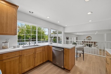 Welcome to 1284 Montmorency Drive, a stunning Cambrian gem - photo 13