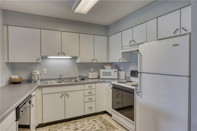 Enjoy lakeside living with this 2BR/2BA condo at the Spider Lake - photo 13