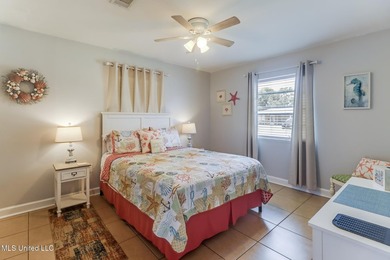 This 1,255 SqFt brick home is ideally located just off Cowan - photo 15