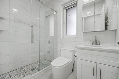 Newly renovated 2026!! Two-Family Property with Community - photo 16