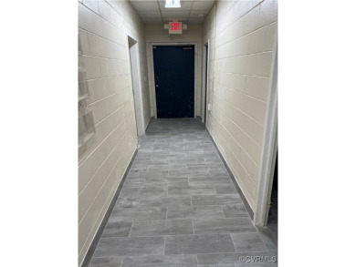 OWNER FINANCING !Commercial/industrial building with lots of - photo 17
