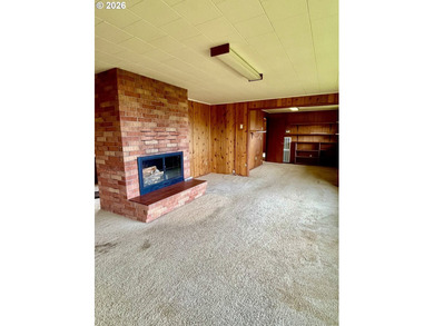 Rare Gold Beach hilltop retreat! This 3.21-acre property - photo 19